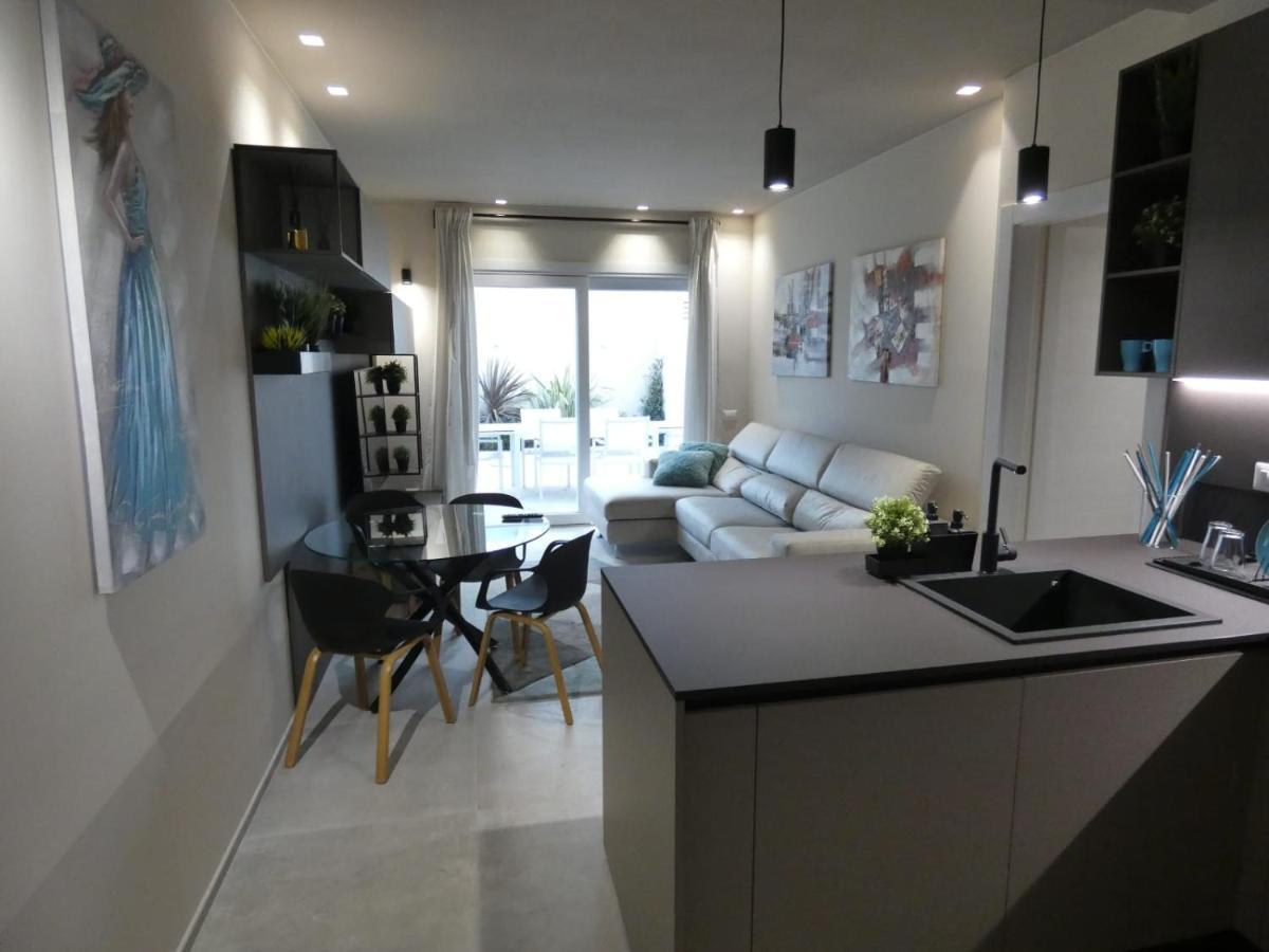 Town-Beach Home Civitanova Marche Exterior photo