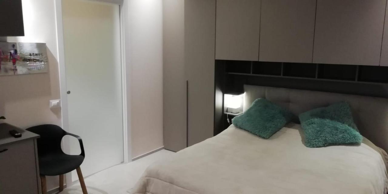 Town-Beach Home Civitanova Marche Exterior photo